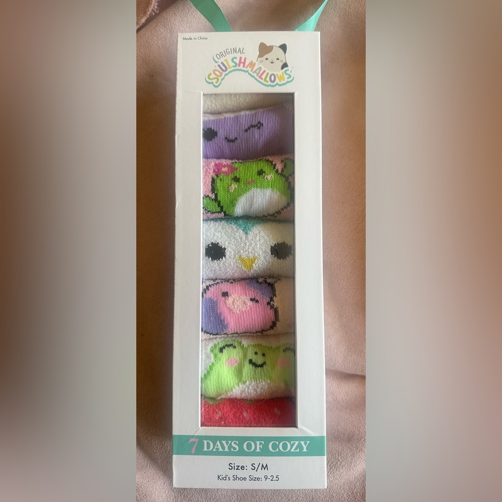 NEW! Squishmallows Socks- 7 pair- Cute Animal-Themed girls socks.  Size 9-2.5